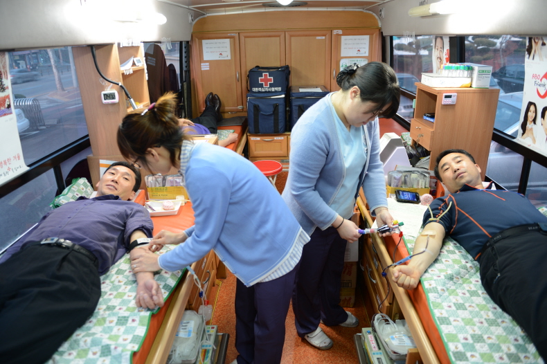 따뜻한 이웃사랑을 나누는 `사랑 나눔 헌혈 행사` 사회공헌 활동 사진